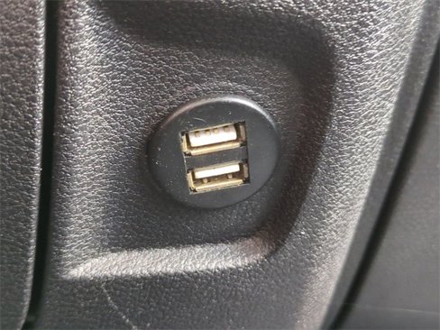 Used 2014 RAM 1500 Express image 18