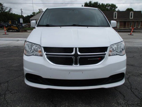 Used 2016 Dodge Grand Caravan SE image 6