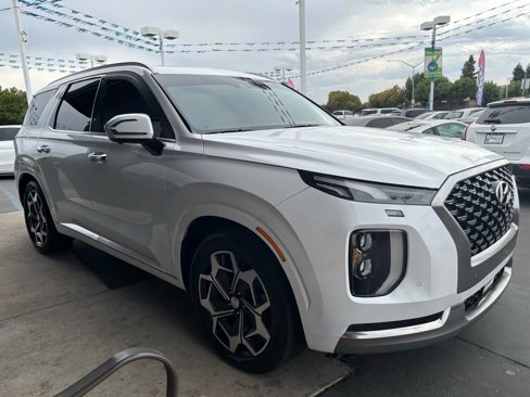 Used 2022 Hyundai Palisade Calligraphy image 3