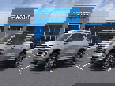 New 2026 Chevrolet Traverse LT image 2