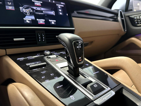Used 2019 Porsche Cayenne image 40