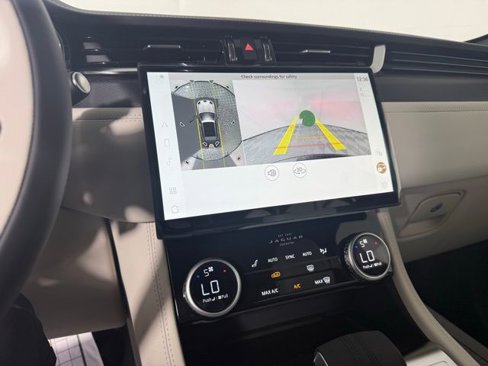 New 2026 Jaguar F-PACE R-Dynamic S image 21