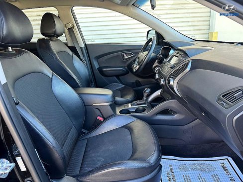 Used 2015 Hyundai Tucson SE image 11