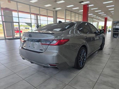 Used 2025 Toyota Camry XSE image 5