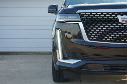 Used 2021 Cadillac Escalade Premium Luxury w/ LPO, Illumination Package image 8