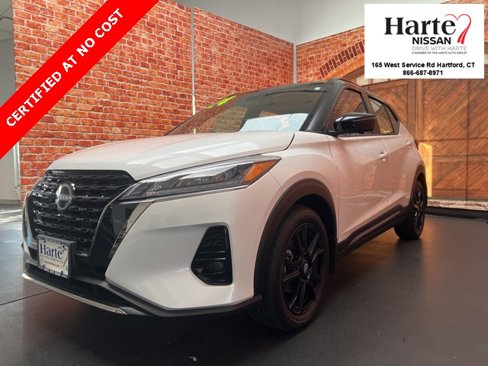 Used 2024 Nissan Kicks SR image 3