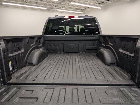 New 2025 Ford F150 XLT image 30