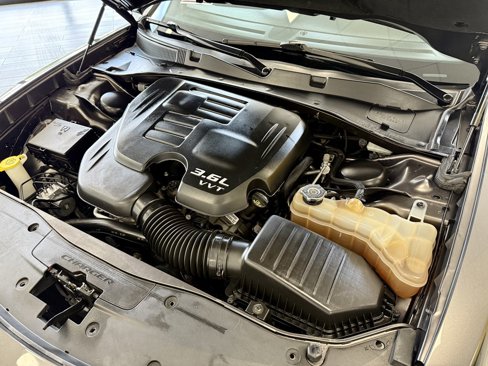 Used 2021 Dodge Charger SXT w/ Leather Interior Group image 18
