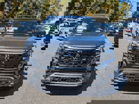 New 2025 Volkswagen Atlas Cross Sport SE image 8