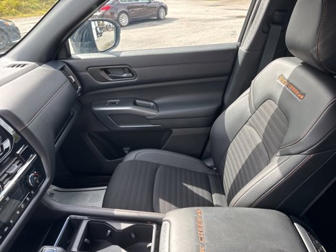 Used 2024 Nissan Pathfinder Rock Creek image 10
