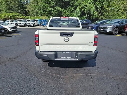 New 2026 Nissan Frontier S image 5