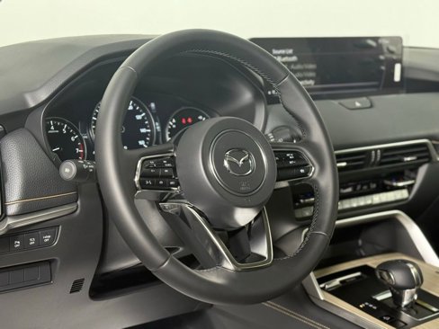 New 2025 MAZDA CX-90 3.3 Turbo w/ Preferred Package image 6