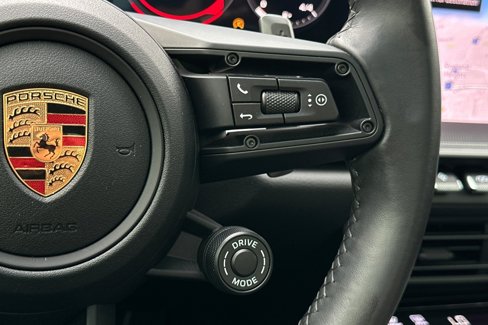 Used 2024 Porsche 911 Carrera image 27