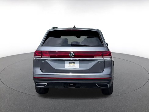 Used 2024 Volkswagen Atlas SE image 12