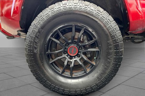 Used 2019 Toyota Tacoma SR5 image 9