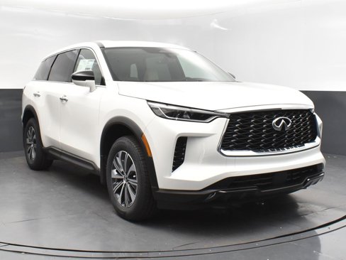 Certified 2025 INFINITI QX60 Pure image 9
