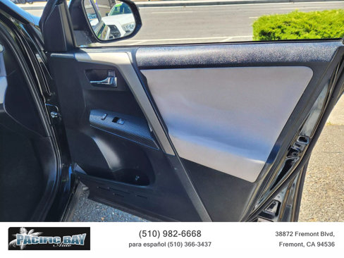 Used 2014 Toyota RAV4 XLE image 16