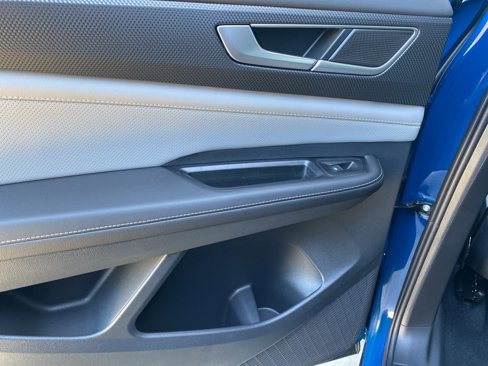 New 2026 Volkswagen Atlas Cross Sport SEL R-Line image 29