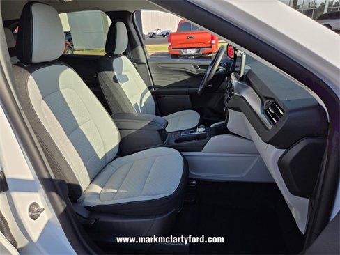 New 2026 Ford Escape Active image 12