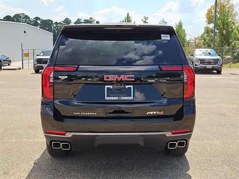 New 2026 GMC Yukon AT4 Ultimate image 6