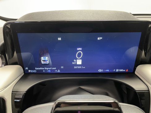Used 2025 Lincoln Aviator Reserve w/ Equipment Group 201A image 17