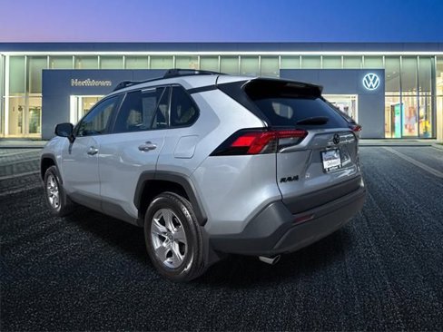 Used 2025 Toyota RAV4 XLE image 6