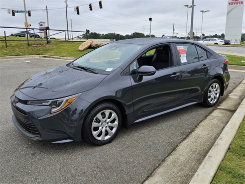 New 2026 Toyota Corolla LE image 3