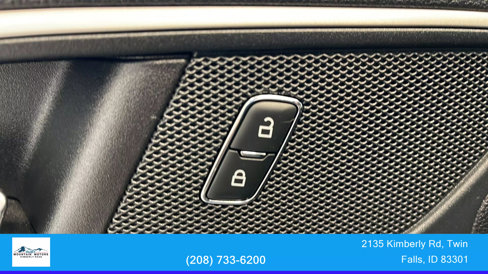 Used 2022 Ford Edge ST-Line w/ Cold Weather Package image 19