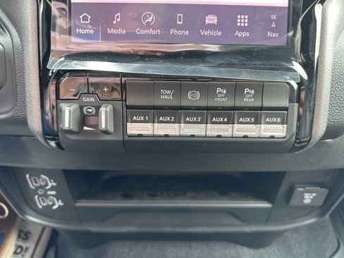 New 2025 RAM 2500 Tradesman image 18