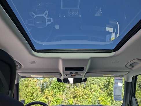 New 2026 Land Rover Defender 110 S image 24