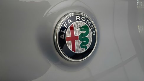 New 2025 Alfa Romeo Stelvio Sprint image 38