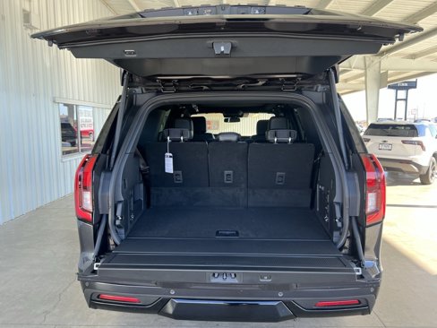 New 2025 Ford Expedition Platinum w/ Stealth Appearance Package image 21