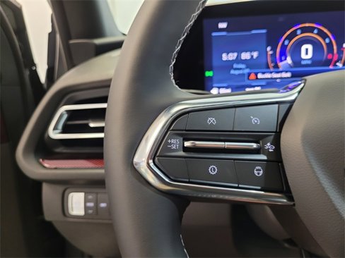New 2026 Chevrolet Traverse Z71 w/ Enhanced Driving Package image 24
