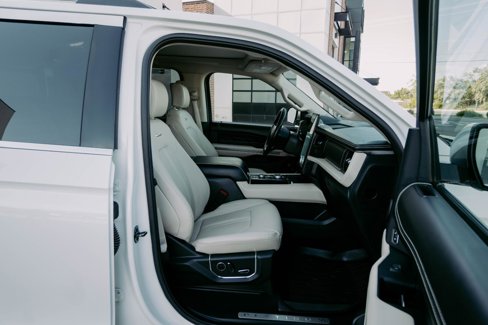 Used 2024 Ford Expedition Max Platinum image 20