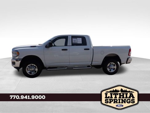 Used 2024 RAM 2500 Tradesman w/ Chrome Appearance Group image 4