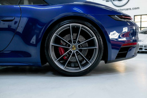 Used 2020 Porsche 911 Carrera S image 31