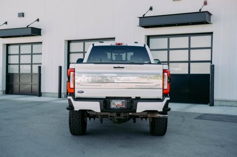 Used 2023 Ford F350 Platinum image 6