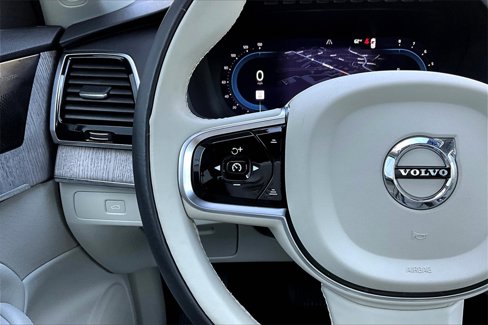 Certified 2024 Volvo XC90 B6 Plus w/ Protection Package Premier image 11