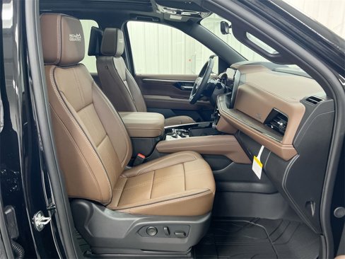 New 2026 Chevrolet Suburban High Country image 23