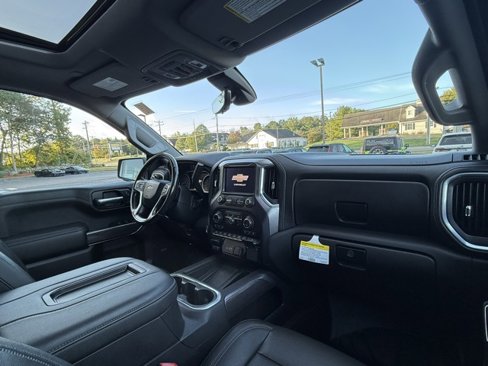 Used 2019 Chevrolet Silverado 1500 LTZ w/ LTZ Premium Package image 24