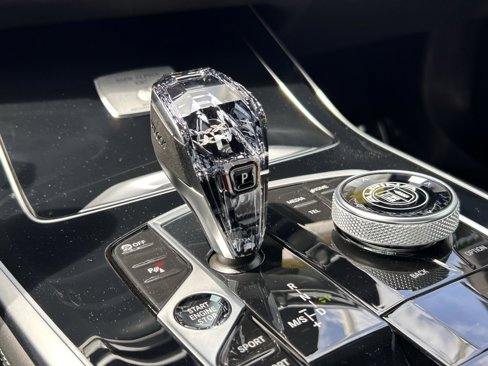 New 2026 BMW ALPINA XB7 image 12