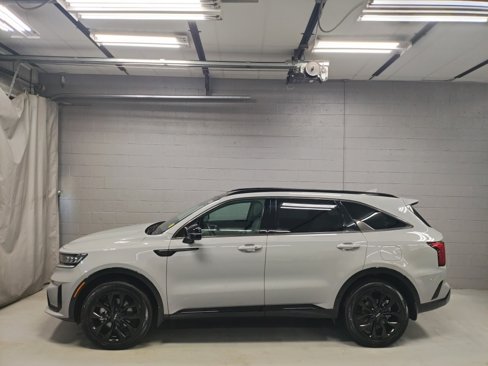 Used 2022 Kia Sorento SX image 18