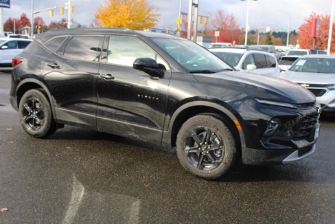 New 2025 Chevrolet Blazer LT w/ Midnight/Sport Edition image 7