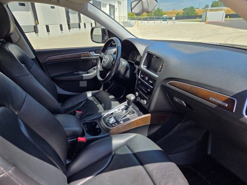 Used 2016 Audi Q5 2.0T Premium Plus w/ Technology Package image 17