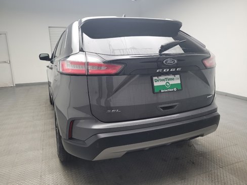Used 2024 Ford Edge SEL image 6