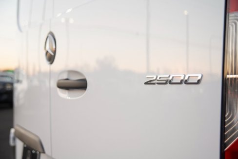 Used 2025 Mercedes-Benz Sprinter 2500 image 16