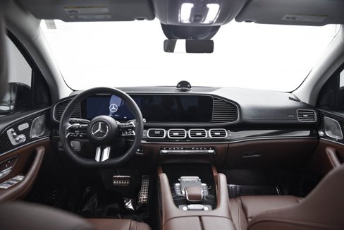 Used 2024 Mercedes-Benz GLS 450 4MATIC image 24