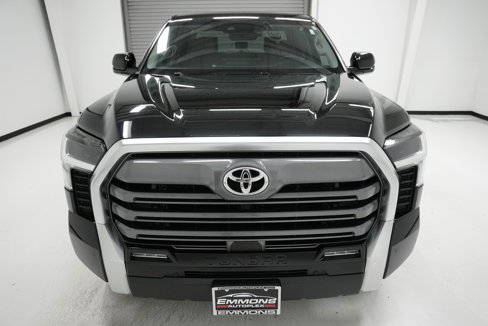 Used 2024 Toyota Tundra Limited image 2