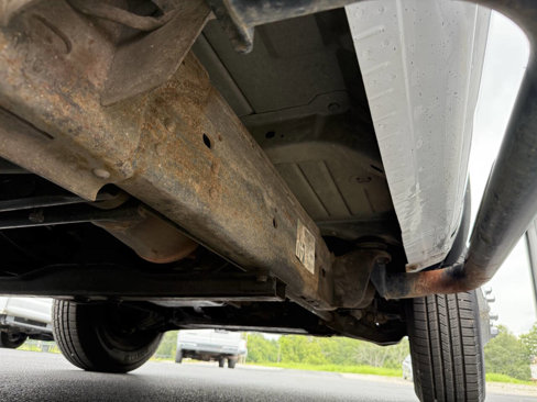 Used 2005 Chevrolet Silverado 3500 2WD Regular Cab w/ Heavy-Duty Power Package image 21