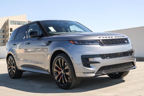 New 2025 Land Rover Range Rover Sport Dynamic SE image 3